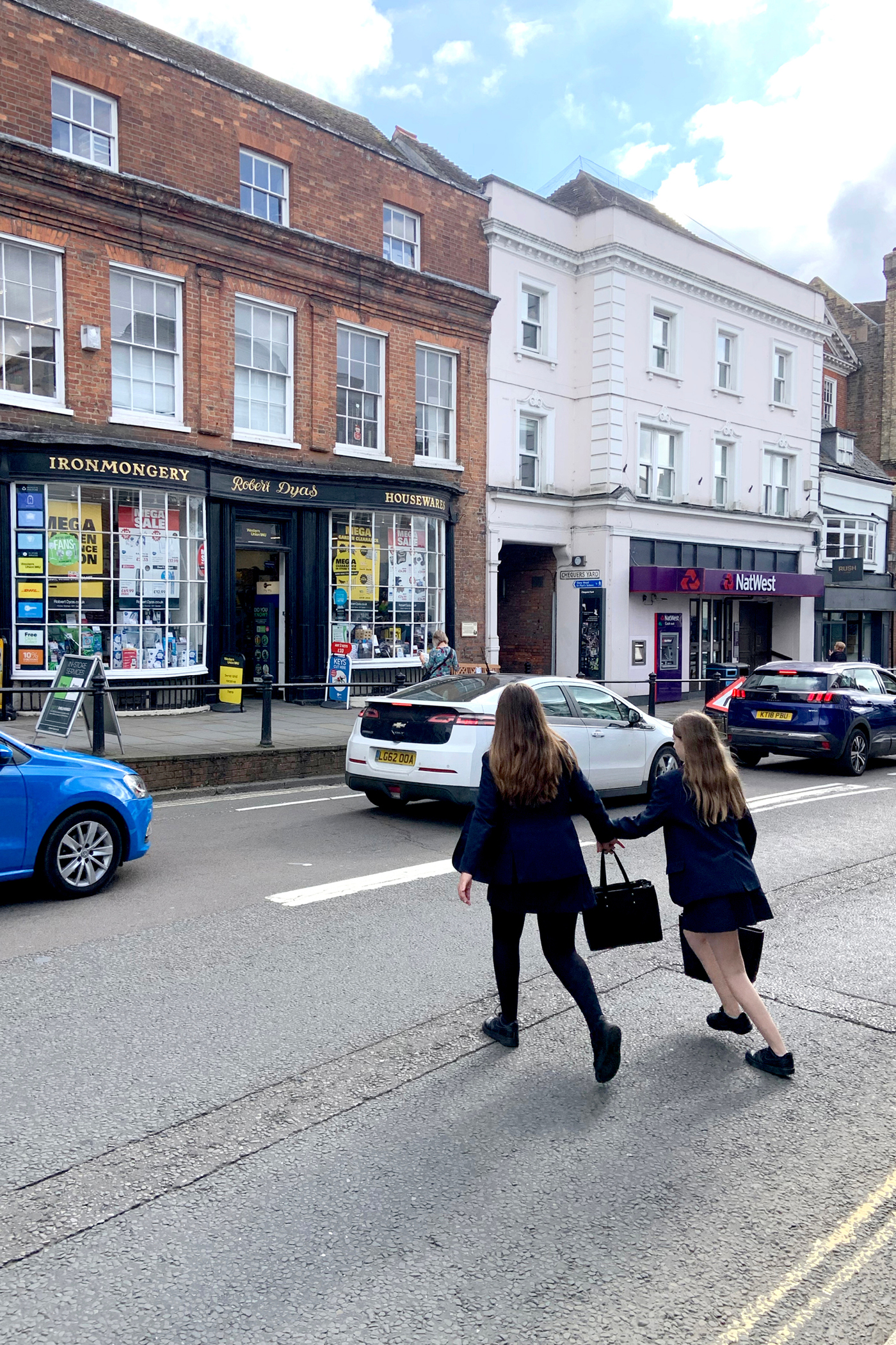 Context-Office-Dorking-14